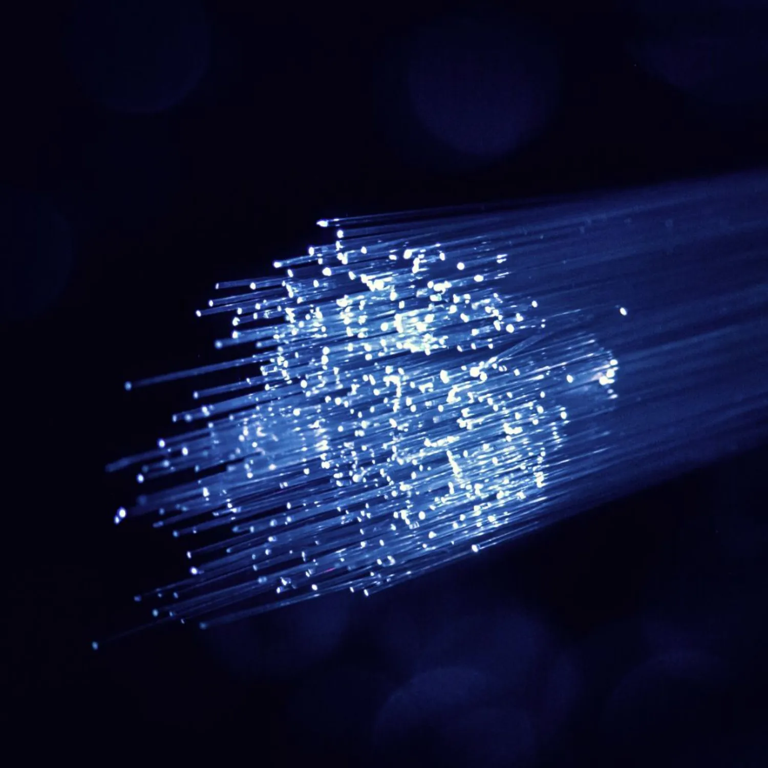 Cable de fibra optica con iluminación led.